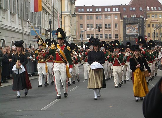 Landesfestzug 90 Jahre Kärntner Volksabstimmung